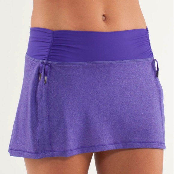 lululemon athletica Dresses & Skirts - Lululemon Hot 'N Sweaty Skirt
